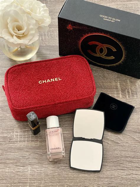 chanel gift sets for her|chanel 2022 holiday gift set.